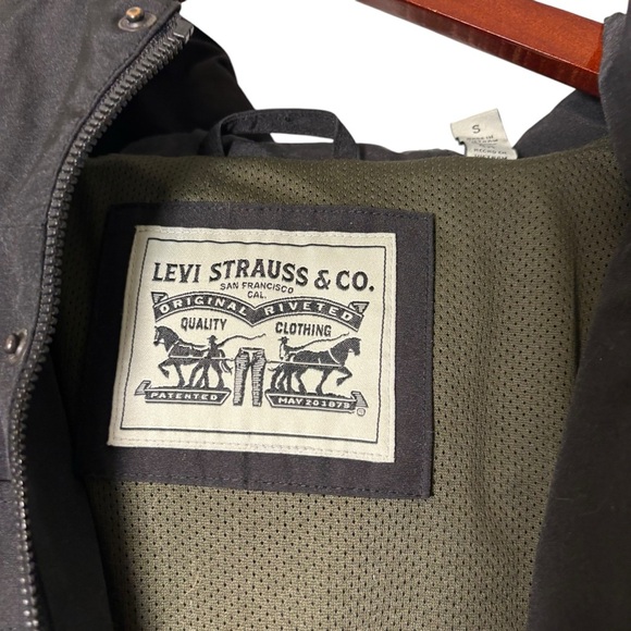 Levi's Water Resistant Softshell Mens Hooded Trucker Black Jacket LM8KP636 SMALL - Picture 3 of 6